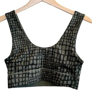🌈 6/$60 Fabletics Reversible Sports Bra Animal Print Dark Olive Green Black M